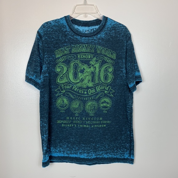 Walt Disney World Resort Parks 2016 S Shirt - Picture 2 of 5
